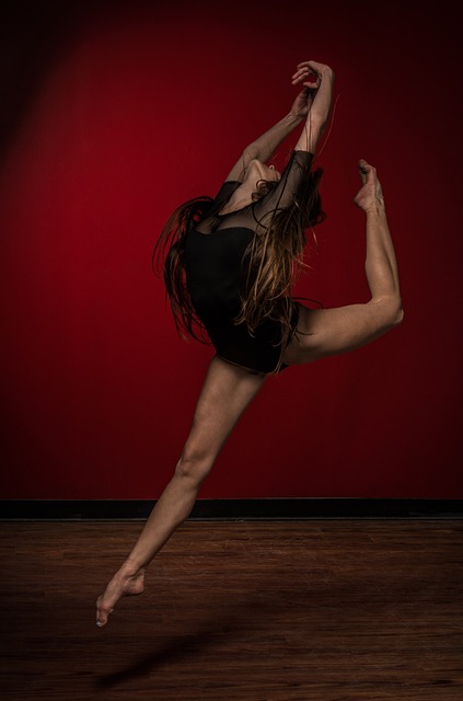 Contemporary dancer
